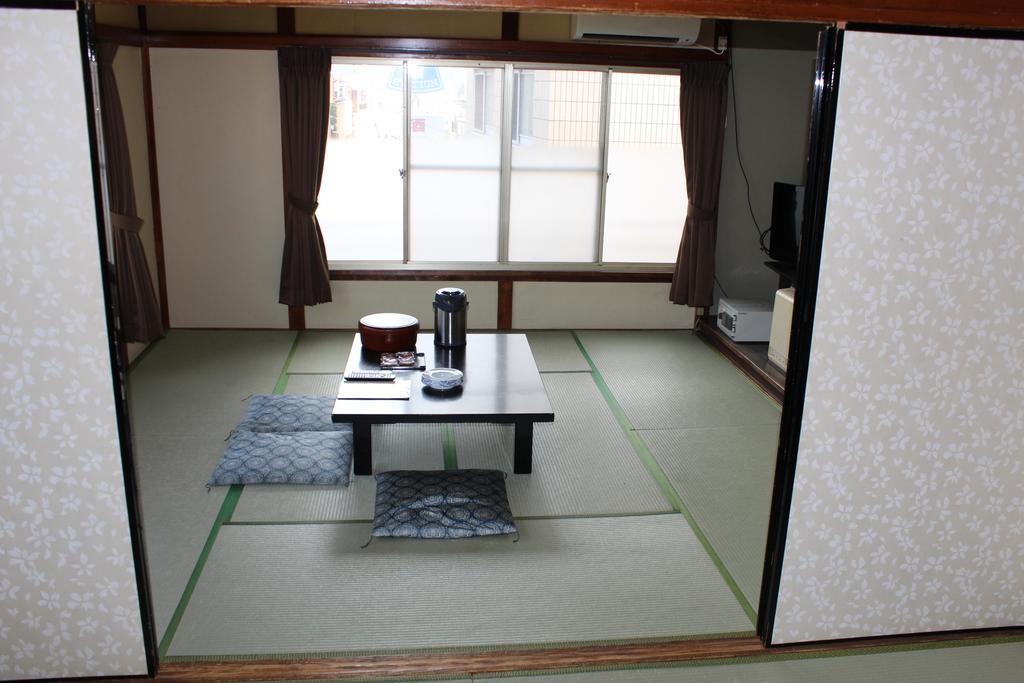Kinokuniya Ryokan Fujisawa Kamer foto