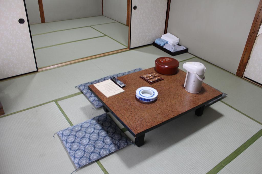 Kinokuniya Ryokan Fujisawa Kamer foto