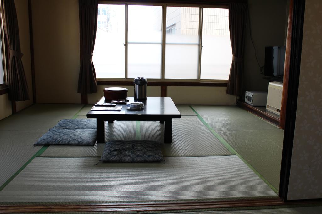 Kinokuniya Ryokan Fujisawa Buitenkant foto