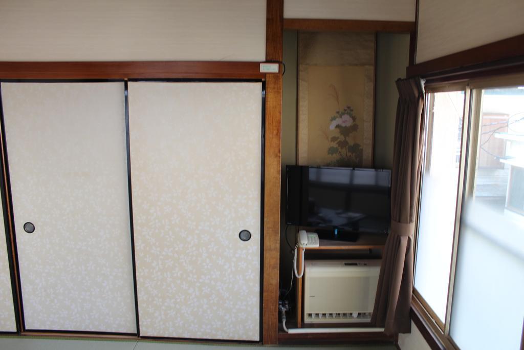 Kinokuniya Ryokan Fujisawa Buitenkant foto